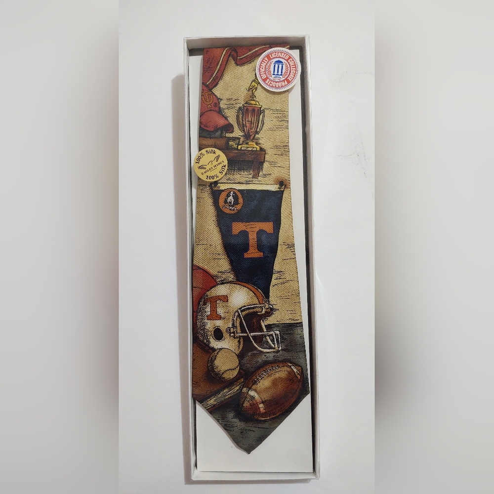 NWT Silk TN Vols Tie Eagles Wings Nostalgia